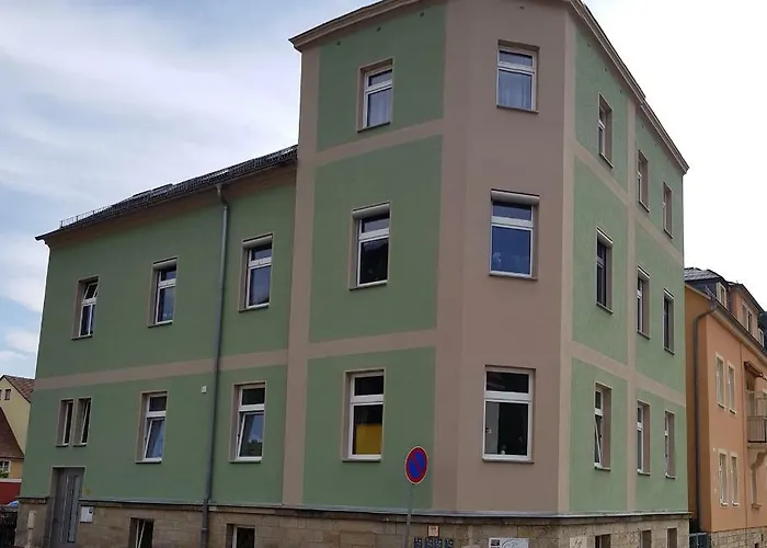 招待所 Goldstueck 巴特尚道