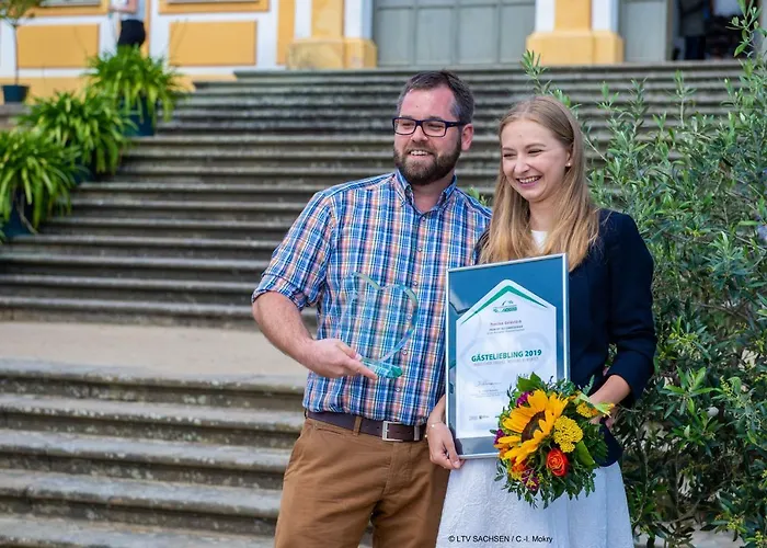 招待所 Goldstueck 巴特尚道