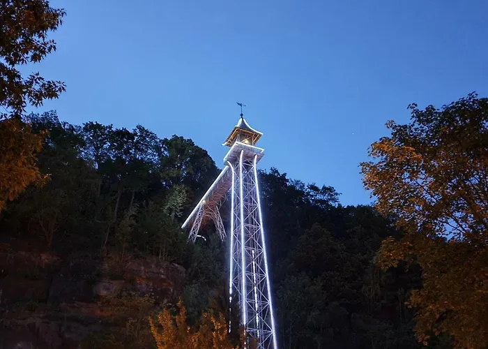 招待所 Goldstueck 巴特尚道